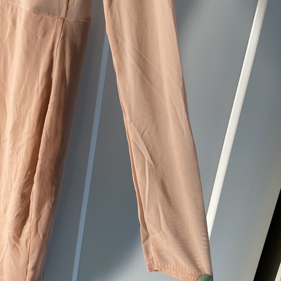 Transparent mesh dress from Missguided. BNWT has bra insert - Picture 4 of 4